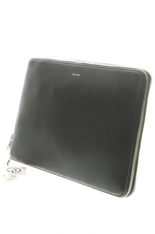 Чанта Calvin Klein, Цвят Черен, Цена 112,48 €