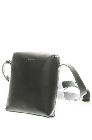 Torebka Calvin Klein, Kolor Czarny, Cena 769,99 zł