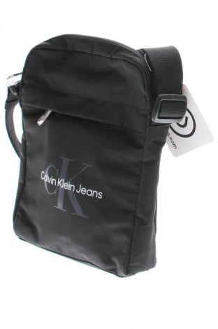 Táska Calvin Klein Jeans, Szín Fekete, Ár 29 969 Ft