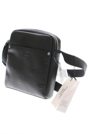 Tasche Calvin Klein Jeans, Farbe Schwarz, Preis 89,99 €