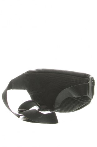 Saszetka do pasa Calvin Klein, Kolor Czarny, Cena 271,99 zł