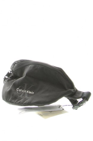 Hüfttasche Calvin Klein, Farbe Schwarz, Preis 73,99 €