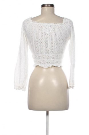 Dámská halenka Bershka, Velikost S, Barva Krémová, Cena  149,00 Kč