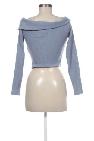 Dámská halenka Bershka, Velikost M, Barva Modrá, Cena  129,00 Kč