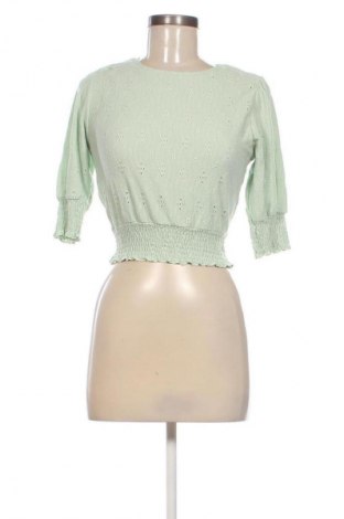 Damen Shirt Bershka, Größe S, Farbe Grün, Preis € 9,70