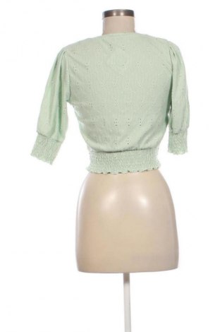 Damen Shirt Bershka, Größe S, Farbe Grün, Preis € 9,70