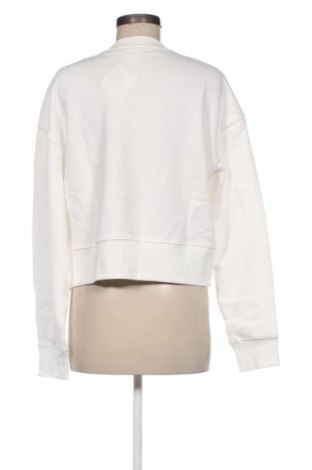 Γυναικεία μπλούζα Bershka, Μέγεθος M, Χρώμα Λευκό, Τιμή 11,99 €