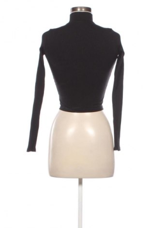Női blúz Bershka, Méret XS, Szín Fekete, Ár 4 132 Ft