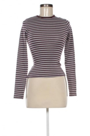 Γυναικεία μπλούζα Bershka, Μέγεθος S, Χρώμα Πολύχρωμο, Τιμή 18,99 €