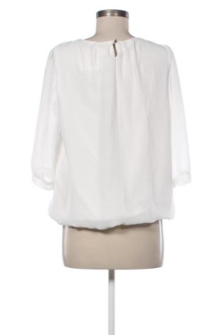 Női blúz Clockhouse, Méret L, Szín Fehér, Ár 4 042 Ft
