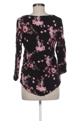 Dámská halenka Colloseum, Velikost L, Barva Vícebarevné, Cena  119,00 Kč