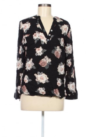 Дамска блуза Colloseum, Размер XS, Цвят Многоцветен, Цена 3,57 €