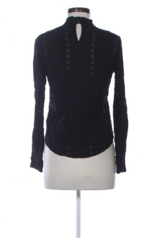 Dámská halenka H&M L.O.G.G., Velikost XS, Barva Vícebarevné, Cena  129,00 Kč