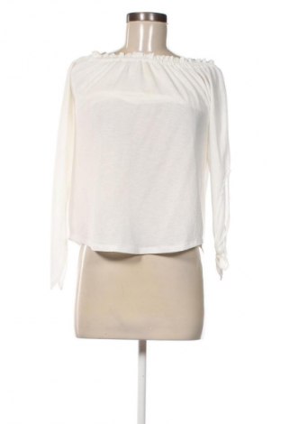 Damen Shirt Pull&Bear, Größe S, Farbe Weiß, Preis € 7,99