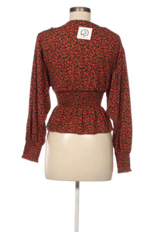 Damen Shirt Pull&Bear, Größe S, Farbe Mehrfarbig, Preis € 5,99