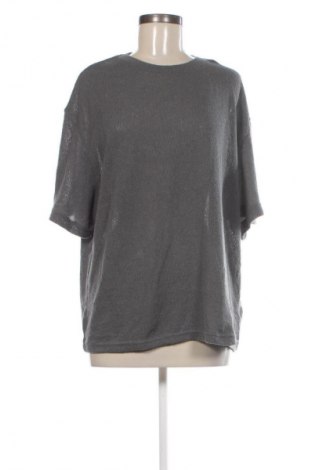 Damen Shirt Pull&Bear, Größe L, Farbe Grau, Preis 6,99 €