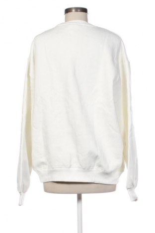 Dámská halenka Pull&Bear, Velikost L, Barva Bílá, Cena  939,00 Kč