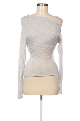 Дамска блуза Pull&Bear, Размер S, Цвят Сив, Цена 9,20 €