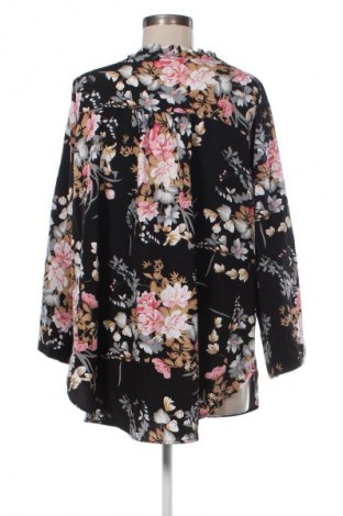 Дамска блуза SHEIN, Размер XXL, Цвят Многоцветен, Цена 6,64 €