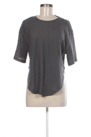 Дамска блуза SHEIN, Размер M, Цвят Сив, Цена 4,60 €