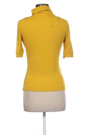 Dámská halenka Selected Femme, Velikost M, Barva Žlutá, Cena  593,00 Kč