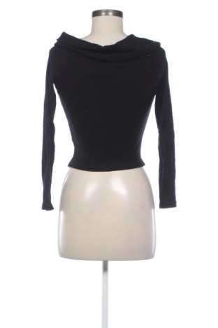 Дамска блуза Stradivarius, Размер S, Цвят Черен, Цена 9,70 €