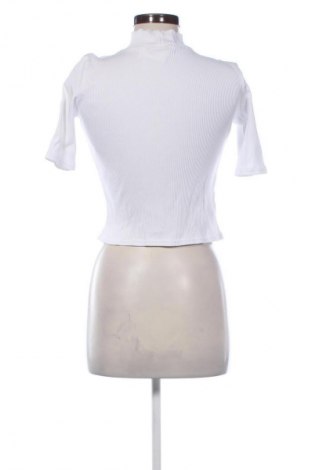 Дамска блуза Unbranded, Размер L, Цвят Бял, Цена 10,00 €