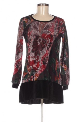 Γυναικεία μπλούζα Unbranded, Μέγεθος S, Χρώμα Πολύχρωμο, Τιμή 18,33 €