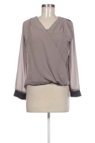 Дамска блуза Unbranded, Размер M, Цвят Многоцветен, Цена 5,11 €