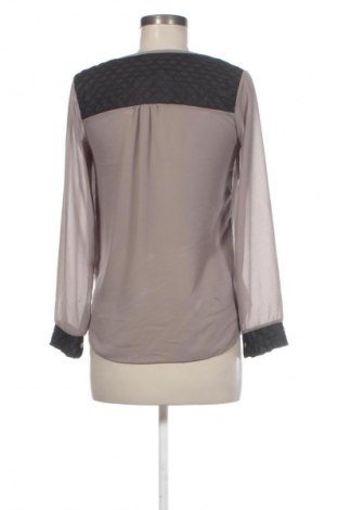 Дамска блуза Unbranded, Размер M, Цвят Многоцветен, Цена 5,11 €