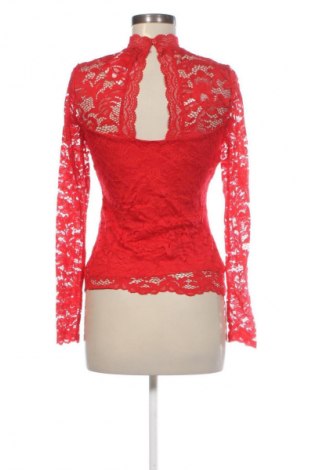 Γυναικεία μπλούζα Vero Moda, Μέγεθος S, Χρώμα Κόκκινο, Τιμή 3,99 €