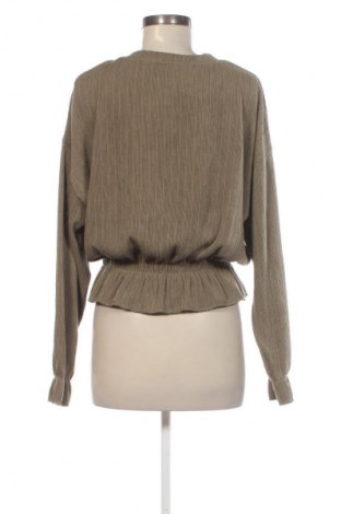 Damen Shirt Zara, Größe M, Farbe Grün, Preis € 10,99