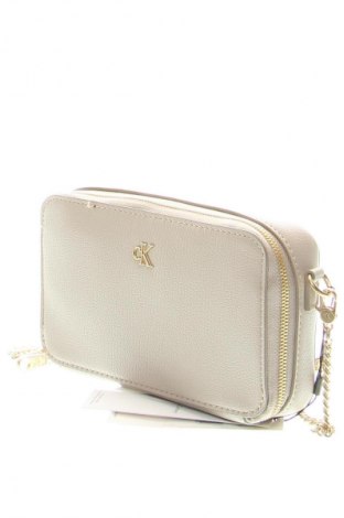 Dámska kabelka  Calvin Klein, Farba Béžová, Cena  81,95 €