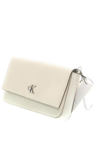 Дамска чанта Calvin Klein Jeans, Цвят Екрю, Цена 70,55 €