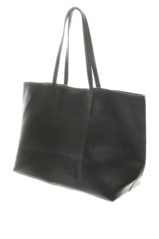 Damska torebka Guess, Kolor Czarny, Cena 376,99 zł