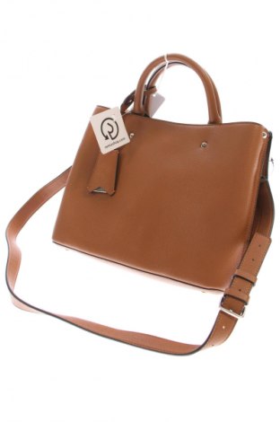 Дамска чанта Guess, Цвят Кафяв, Цена 101,23 €