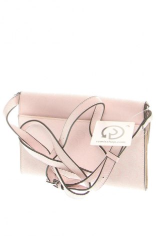 Дамска чанта Guess, Цвят Розов, Цена 63,91 €