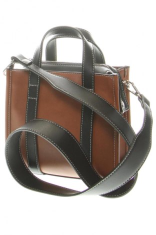 Geantă de femei Pull&Bear, Culoare Maro, Preț 52,99 Lei