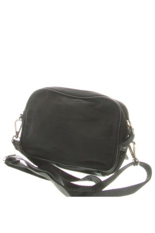 Дамска чанта Target, Цвят Черен, Цена 4,60 €