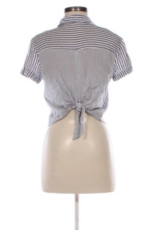 Дамска риза Bershka, Размер M, Цвят Многоцветен, Цена 13,00 €