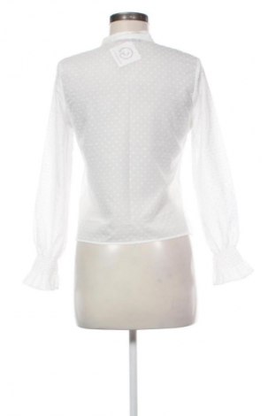 Дамска риза Unbranded, Размер M, Цвят Бял, Цена 9,20 €