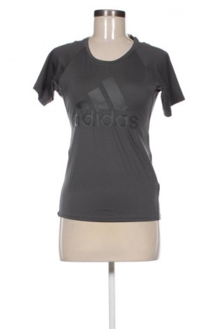 Női póló Adidas, Méret XS, Szín Szürke, Ár 5 785 Ft