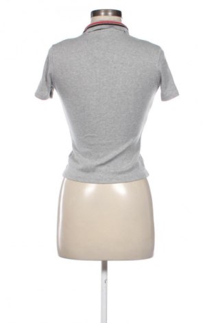 Női póló Bershka, Méret M, Szín Szürke, Ár 4 132 Ft