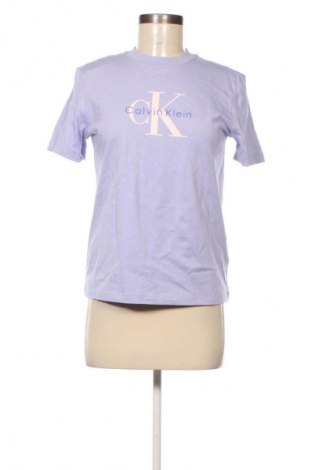 Dámské tričko Calvin Klein Jeans, Velikost XXS, Barva Fialová, Cena  1 199,00 Kč