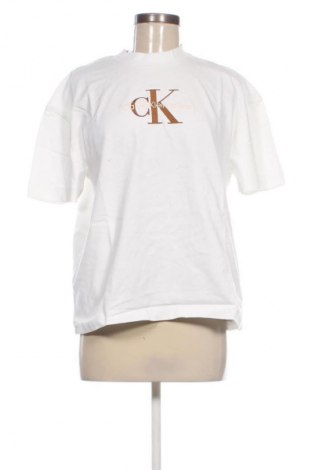 Damen T-Shirt Calvin Klein Jeans, Größe XS, Farbe Weiß, Preis 51,99 €