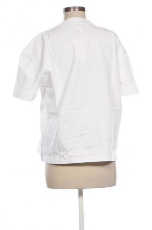 Γυναικείο t-shirt Calvin Klein Jeans, Μέγεθος XS, Χρώμα Εκρού, Τιμή 47,99 €