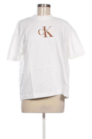 Damen T-Shirt Calvin Klein Jeans, Größe XS, Farbe Ecru, Preis 51,99 €