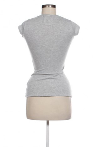 Női póló Disney, Méret XS, Szín Sokszínű, Ár 3 904 Ft