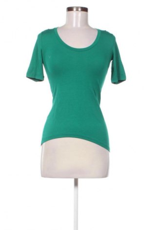 Damen T-Shirt Maison Margiela, Größe S, Farbe Grün, Preis 57,00 €