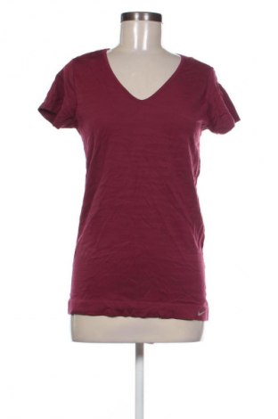 Dámské tričko Nike, Velikost L, Barva Červená, Cena  370,00 Kč